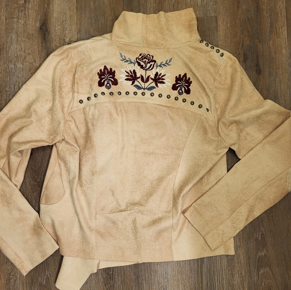 Shyanne (Light Tan) Faux Suede Embroidered Jacket Size Medium - Picture 5 of 12